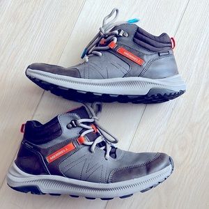 Boys lightweight MERRELL hiking boots